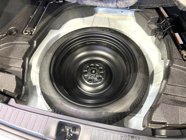 プリウス S 禁煙車 純正SDナビ バックカメラ プリクラッシュセーフティシステム レーダークルーズ ETC LEDヘッドライト オートハイビーム オートライト オートエアコン 純正15インチアルミホイール(34枚目)