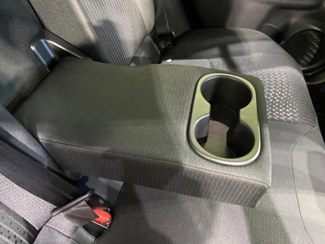 プリウス S 禁煙車 純正SDナビ バックカメラ プリクラッシュセーフティシステム レーダークルーズ ETC LEDヘッドライト オートハイビーム オートライト オートエアコン 純正15インチアルミホイール(36枚目)