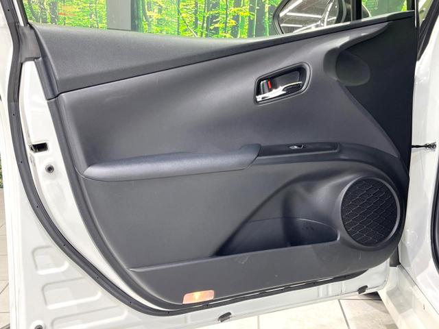 プリウス S 禁煙車 純正SDナビ バックカメラ プリクラッシュセーフティシステム レーダークルーズ ETC LEDヘッドライト オートハイビーム オートライト オートエアコン 純正15インチアルミホイール(39枚目)