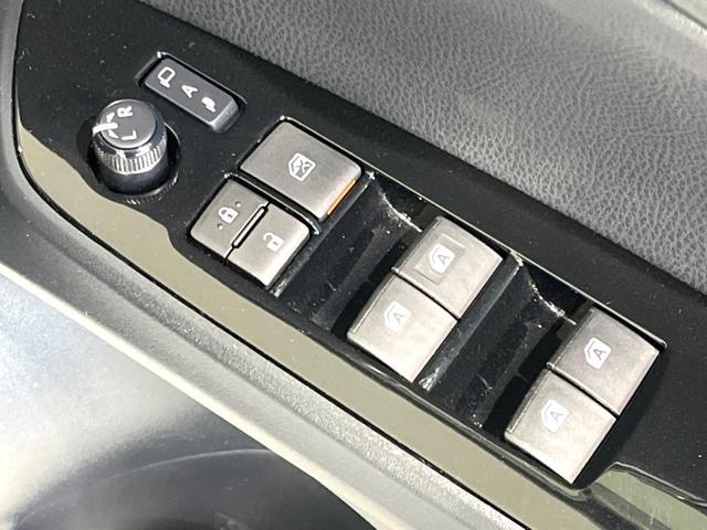 プリウス S 禁煙車 純正SDナビ バックカメラ プリクラッシュセーフティシステム レーダークルーズ ETC LEDヘッドライト オートハイビーム オートライト オートエアコン 純正15インチアルミホイール(43枚目)