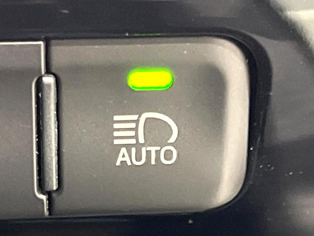 プリウス S 禁煙車 純正SDナビ バックカメラ プリクラッシュセーフティシステム レーダークルーズ ETC LEDヘッドライト オートハイビーム オートライト オートエアコン 純正15インチアルミホイール(44枚目)