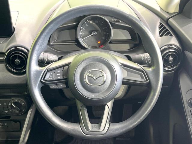 ＭＡＺＤＡ２ １５Ｓ　禁煙車　８型ディスプレイ　バックカメラ　ＥＴＣ　スマートシティブレーキサポート　ブラインドスポットモニター　ＬＥＤヘッドライト　リアパーキングセンサー　ＡｐｐｌｅＣａｒＰｌａｙ（11枚目）