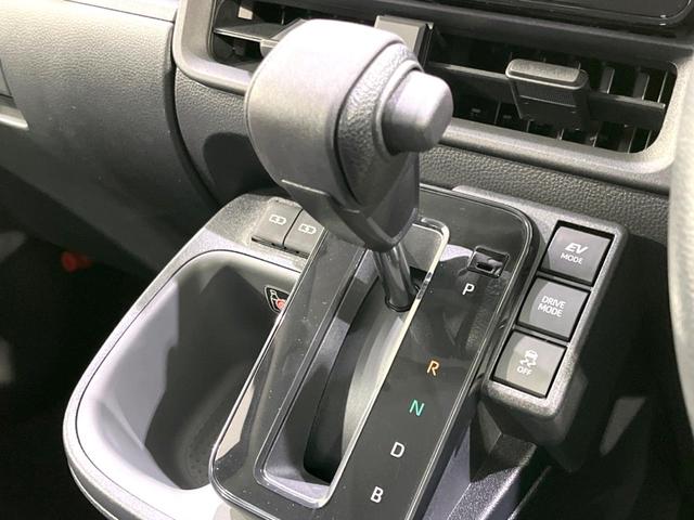 シエンタ ハイブリッドＸ　登録済未使用車　パワースライドドア　レーダークルーズ　セーフティセンス　ＬＥＤヘッドライト　レーンキープ　オートマチックハイビーム　スマートキー　ステアリングスイッチ　オートエアコン　オートライト（42枚目）