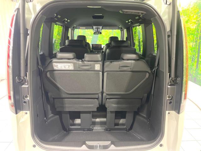 ステップワゴン e:HEVスパーダ 登録済未使用車 純正11.4型ナビ バックカメラ 両側電動ドア ブラインドスポットモニター 電動リアゲート レーダークルーズ ホンダセンシング スマートキー LEDヘッドライト オートハイビーム(11枚目)