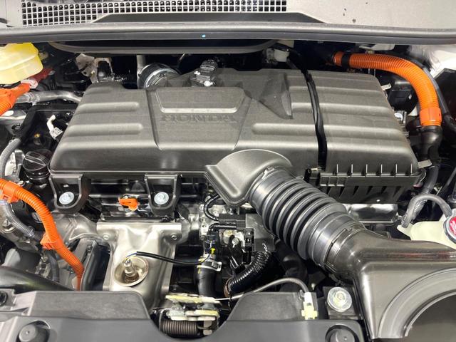 ステップワゴン e:HEVスパーダ 登録済未使用車 純正11.4型ナビ バックカメラ 両側電動ドア ブラインドスポットモニター 電動リアゲート レーダークルーズ ホンダセンシング スマートキー LEDヘッドライト オートハイビーム(18枚目)