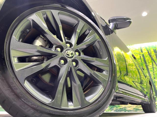 カローラツーリング ハイブリッド　ダブルバイビー　後期　禁煙車　純正１０．５型ナビ　バックカメラ　ブラインドスポットモニター　シートヒーター　ステアリングヒーター　レーダークルーズ　ドラレコ　ＥＴＣ　セーフティセンス　ＬＥＤヘッドライト　スマートキー（13枚目）