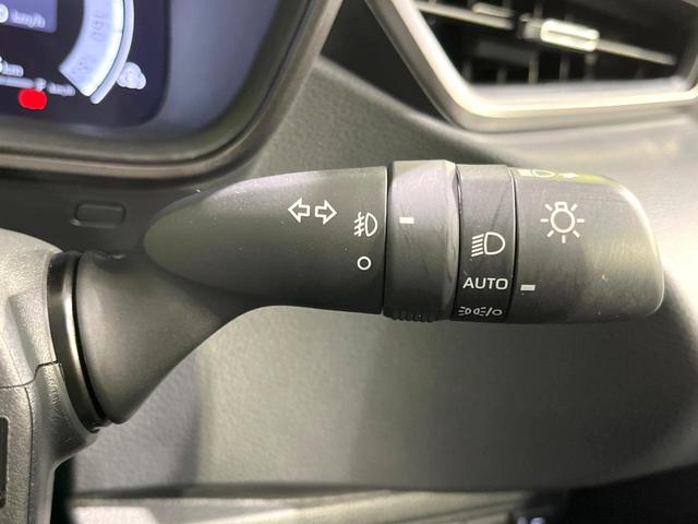 カローラツーリング ハイブリッド　ダブルバイビー　後期　禁煙車　純正１０．５型ナビ　バックカメラ　ブラインドスポットモニター　シートヒーター　ステアリングヒーター　レーダークルーズ　ドラレコ　ＥＴＣ　セーフティセンス　ＬＥＤヘッドライト　スマートキー（52枚目）