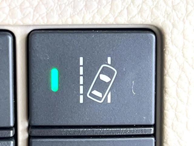 N-BOX Gホンダセンシング 禁煙車 メモリーナビ バックカメラ レーダークルーズ ETC スマートキー LEDヘッドライト オートマチックハイビーム Bluetooth CD/DVD再生 オートライト オートエアコン(38枚目)