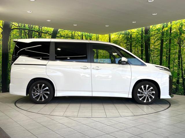 ヴォクシー S-Z 禁煙車 10.5型ナビ ブラインドスポットモニター 両側電動ドア セーフティセンス バックカメラ ETC レーダークルコン クリアランスソナー ハーフレザーシート 純正17インチアルミ シートヒーター(24枚目)