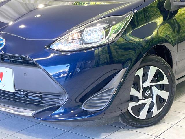 【ＬＥＤヘッドライト】悪天候や夜間走行時も良好な視界を確保し安心して運転できる高輝度ＬＥＤヘッドライトを装備！点灯速度が早く、消費電力も抑えられています。