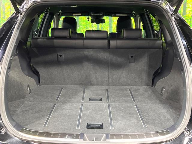 ハリアー プレミアム　禁煙車　純正９型ナビ　バックカメラ　プリクラッシュセーフティシステム　レーダークルーズ　コーナーセンサー　電動リアゲート　パワーシート　ＥＴＣ　ドラレコ　スマートキー　ＬＥＤヘッド　オートハイビーム（10枚目）