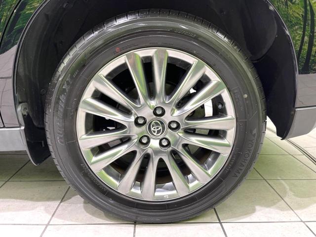 ハリアー プレミアム　禁煙車　純正９型ナビ　バックカメラ　プリクラッシュセーフティシステム　レーダークルーズ　コーナーセンサー　電動リアゲート　パワーシート　ＥＴＣ　ドラレコ　スマートキー　ＬＥＤヘッド　オートハイビーム（24枚目）