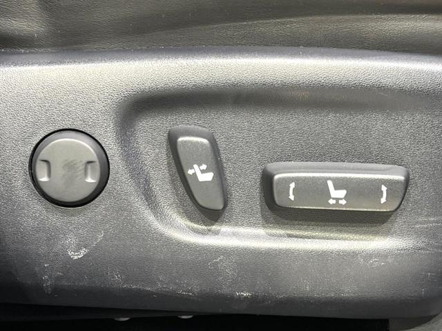 ハリアー プレミアム　禁煙車　純正９型ナビ　バックカメラ　プリクラッシュセーフティシステム　レーダークルーズ　コーナーセンサー　電動リアゲート　パワーシート　ＥＴＣ　ドラレコ　スマートキー　ＬＥＤヘッド　オートハイビーム（46枚目）