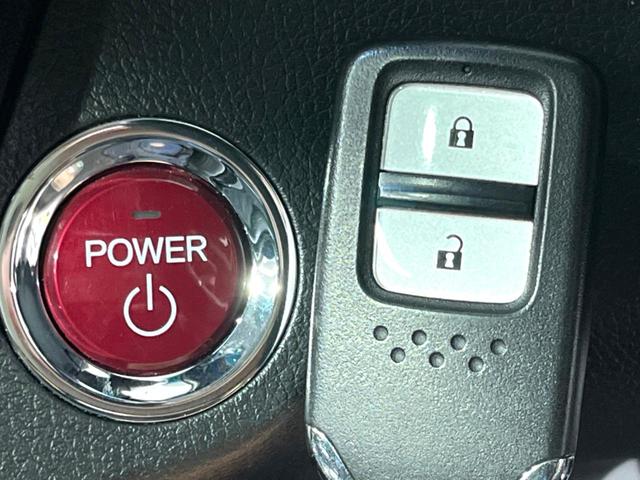 ヴェゼル ハイブリッドＺ・ホンダセンシング　禁煙車　８型メモリーナビ　バックカメラ　ＥＴＣ　シートヒーター　アダプティブクルーズ　スマートキー　ＬＥＤヘッドライト　オートライト　ＬＥＤフロントフォグランプ　デュアルエアコン（35枚目）