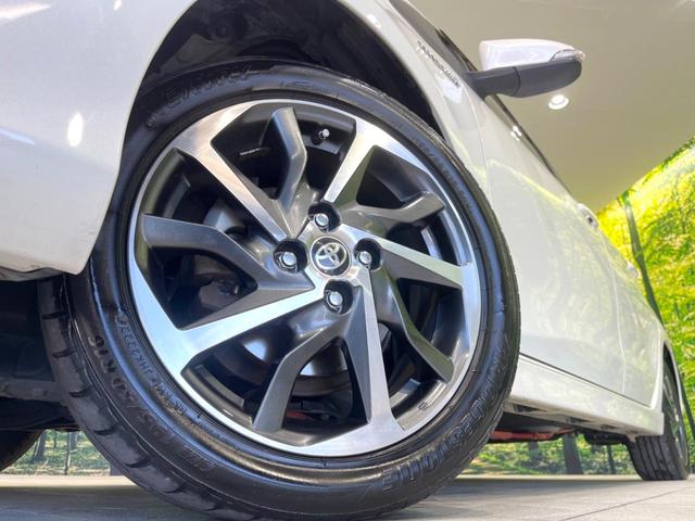 【純正１６インチアルミホイール】外観にマッチした純正アルミホイールを装着しております。各種社外アルミホイールや、スタッドレスタイヤも取扱いしております。是非ご相談ください♪