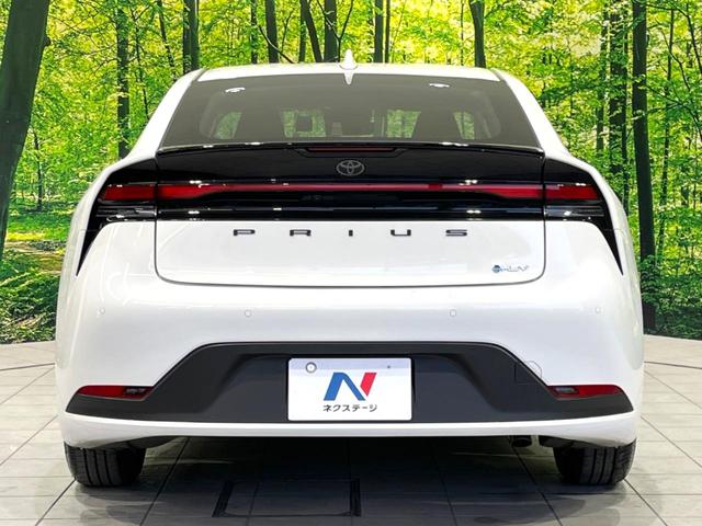 安心の最長１０年・走行無制限保証（有償）をご用意。保証内容も充実はもちろん、無料点検＆オイル交換や、年中無休の全国・２４時間ロードサービスも付帯されておりますのでご安心下さい。