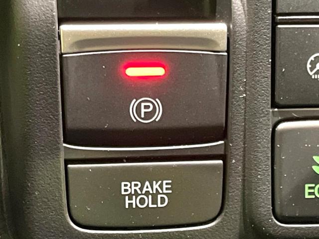 Ｎ－ＢＯＸカスタム Ｌターボ　後期　禁煙車　純正８型ナビ　ホンダセンシング　ドラレコ　バックカメラ　パドルシフト　ハーフレザーシート　シートヒーター　アダプティブクルコン　コーナーセンサー　ＥＴＣ　純正１５インチアルミ（50枚目）