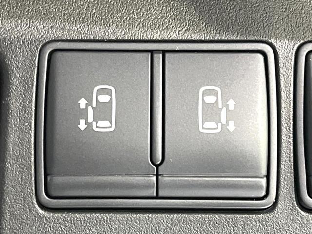 セレナ ハイウェイスター　Ｓ－ハイブリッド　エアロモード　純正ＳＤナビ　バックカメラ　フリップダウンモニター　両側電動スライドドア　バックカメラ　ＥＴＣ　クルコン　スマートキー　ＨＩＤヘッド　オートライト　オートエアコン　リアエアコン　Ｂｌｕｅｔｏｏｔｈ（6枚目）