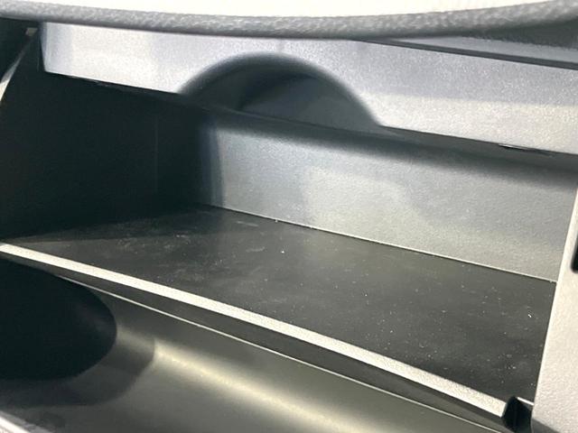 セレナ ハイウェイスター　Ｓ－ハイブリッド　エアロモード　純正ＳＤナビ　バックカメラ　フリップダウンモニター　両側電動スライドドア　バックカメラ　ＥＴＣ　クルコン　スマートキー　ＨＩＤヘッド　オートライト　オートエアコン　リアエアコン　Ｂｌｕｅｔｏｏｔｈ（55枚目）