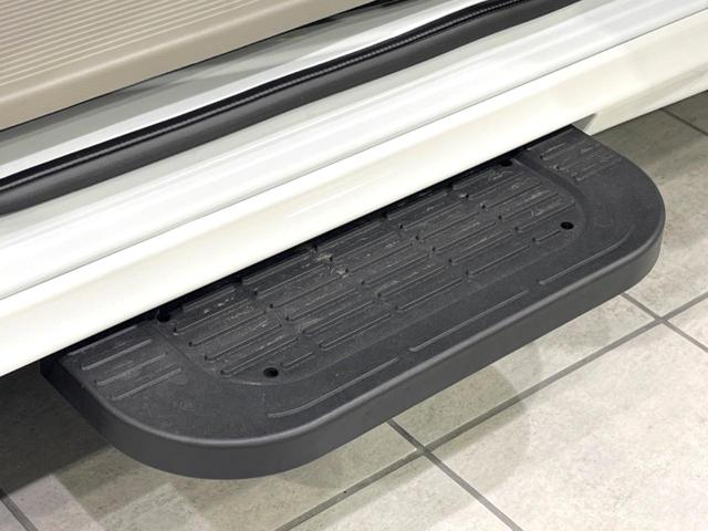 エブリイワゴン PZターボスペシャル 届出済未使用車 両側電動スライドドア セーフティサポート リヤパーキングセンサー 電動サイドステップ LEDヘッドライト フロントフォグランプ オートハイビーム オートライト オートエアコン(7枚目)