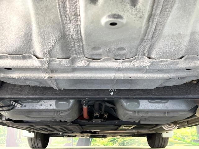 フィット ｅ：ＨＥＶホーム　後期　禁煙車　純正９型ナビ　ホンダセンシング　バックカメラ　ＥＴＣ　アダプティブクルコン　ハーフレザーシート　コーナーセンサー　ＬＥＤヘッド　オートライト　オートエアコン　スマートキー（19枚目）