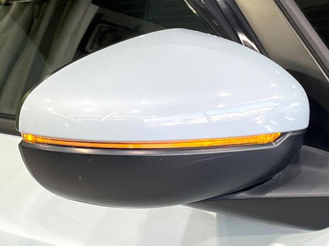 フィット ｅ：ＨＥＶホーム　後期　禁煙車　純正９型ナビ　ホンダセンシング　バックカメラ　ＥＴＣ　アダプティブクルコン　ハーフレザーシート　コーナーセンサー　ＬＥＤヘッド　オートライト　オートエアコン　スマートキー（21枚目）