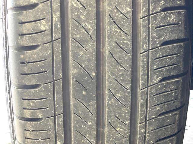 フィット ｅ：ＨＥＶホーム　後期　禁煙車　純正９型ナビ　ホンダセンシング　バックカメラ　ＥＴＣ　アダプティブクルコン　ハーフレザーシート　コーナーセンサー　ＬＥＤヘッド　オートライト　オートエアコン　スマートキー（22枚目）