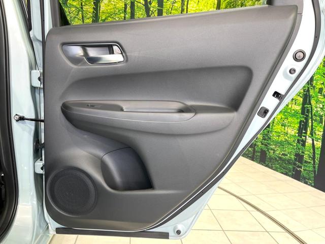 フィット ｅ：ＨＥＶホーム　後期　禁煙車　純正９型ナビ　ホンダセンシング　バックカメラ　ＥＴＣ　アダプティブクルコン　ハーフレザーシート　コーナーセンサー　ＬＥＤヘッド　オートライト　オートエアコン　スマートキー（38枚目）
