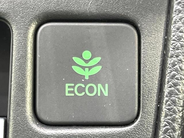 フィット ｅ：ＨＥＶホーム　後期　禁煙車　純正９型ナビ　ホンダセンシング　バックカメラ　ＥＴＣ　アダプティブクルコン　ハーフレザーシート　コーナーセンサー　ＬＥＤヘッド　オートライト　オートエアコン　スマートキー（49枚目）