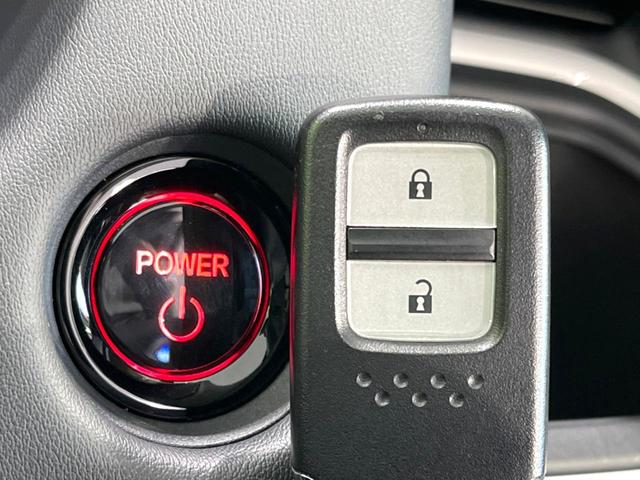 フィット ｅ：ＨＥＶホーム　後期　禁煙車　純正９型ナビ　ホンダセンシング　バックカメラ　ＥＴＣ　アダプティブクルコン　ハーフレザーシート　コーナーセンサー　ＬＥＤヘッド　オートライト　オートエアコン　スマートキー（60枚目）