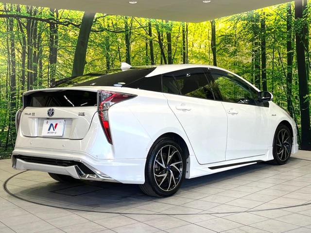プリウス Ａツーリングセレクション　禁煙車　モデリスタフルエアロ　セーフティセンスＰ　１７インチモデリタアルミ　純正ナビ　バックカメラ　ドラレコ　ＥＴＣ　ブラインドスポットモニター　レーダークルコン　シートヒーター　ＬＥＤヘッド（17枚目）