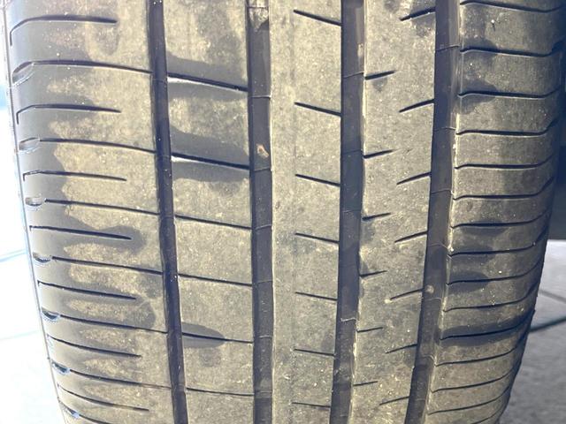 プリウス Ａツーリングセレクション　禁煙車　モデリスタフルエアロ　セーフティセンスＰ　１７インチモデリタアルミ　純正ナビ　バックカメラ　ドラレコ　ＥＴＣ　ブラインドスポットモニター　レーダークルコン　シートヒーター　ＬＥＤヘッド（22枚目）