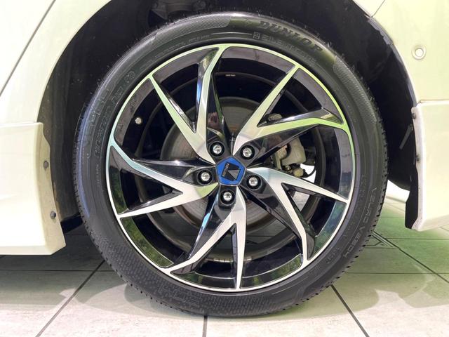 プリウス Ａツーリングセレクション　禁煙車　モデリスタフルエアロ　セーフティセンスＰ　１７インチモデリタアルミ　純正ナビ　バックカメラ　ドラレコ　ＥＴＣ　ブラインドスポットモニター　レーダークルコン　シートヒーター　ＬＥＤヘッド（23枚目）