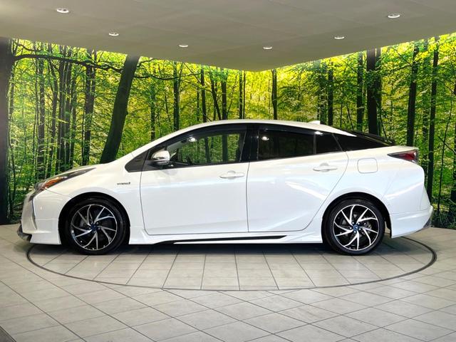 プリウス Ａツーリングセレクション　禁煙車　モデリスタフルエアロ　セーフティセンスＰ　１７インチモデリタアルミ　純正ナビ　バックカメラ　ドラレコ　ＥＴＣ　ブラインドスポットモニター　レーダークルコン　シートヒーター　ＬＥＤヘッド（29枚目）