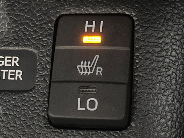 プリウス Ａツーリングセレクション　禁煙車　モデリスタフルエアロ　セーフティセンスＰ　１７インチモデリタアルミ　純正ナビ　バックカメラ　ドラレコ　ＥＴＣ　ブラインドスポットモニター　レーダークルコン　シートヒーター　ＬＥＤヘッド（57枚目）