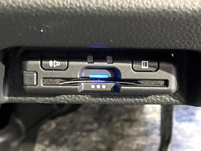 N-VAN+スタイル ファン・ホンダセンシング 禁煙車 ETC スマートキー アダプティブクルーズ オートエアコン LEDヘッドライト オートマチックハイビーム オートライト LEDフォグランプ レーンキープ 車線逸脱警報 ステアリングスイッチ(3枚目)