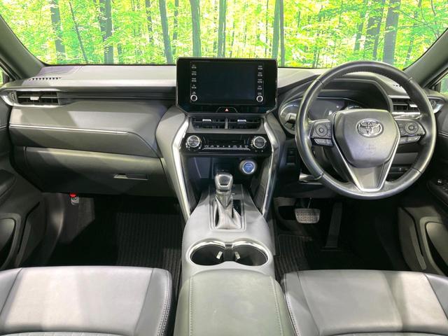 ハリアーハイブリッド Ｇ　禁煙車　純正８型ナビ　バックカメラ　ＥＴＣ　ドラレコ　ブラインドスポットモニター　レーダークルーズ　セーフティセンス　パワーリアゲート　パワーシート　ＬＥＤヘッドライト　オートマチックハイビーム（2枚目）