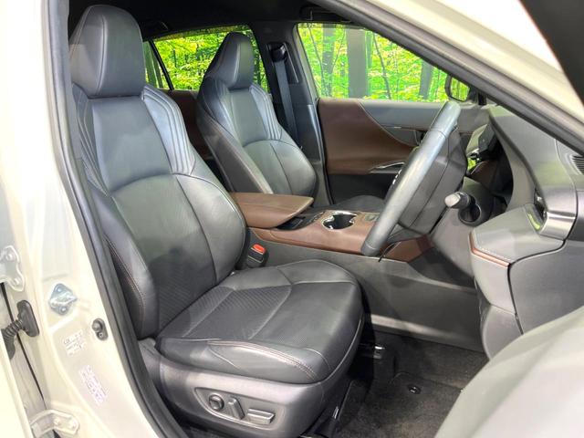 ハリアーハイブリッド Ｚ　レザーパッケージ　禁煙車　純正１２．３型ナビ　バックカメラ　シートベンチレーション　ステアリングヒーター　メモリー機能付きパワーシート　ＥＴＣ　ドラレコ　レーダークルーズ　セーフティセンス　電動リアゲート　スマートキー（8枚目）