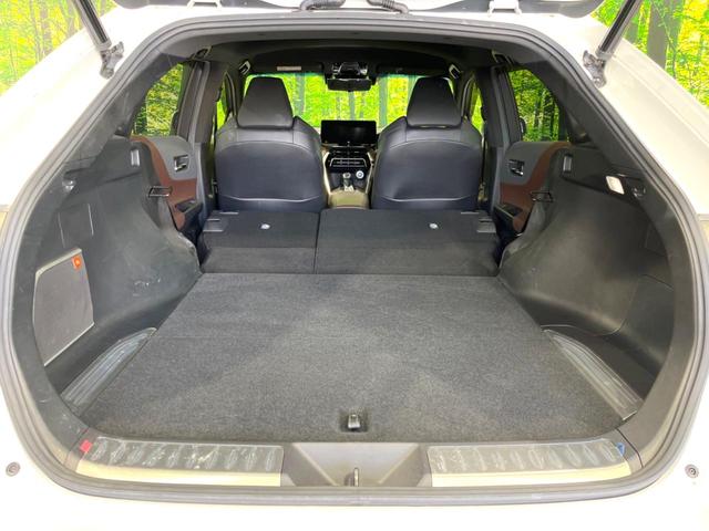 ハリアーハイブリッド Ｚ　レザーパッケージ　禁煙車　純正１２．３型ナビ　バックカメラ　シートベンチレーション　ステアリングヒーター　メモリー機能付きパワーシート　ＥＴＣ　ドラレコ　レーダークルーズ　セーフティセンス　電動リアゲート　スマートキー（10枚目）