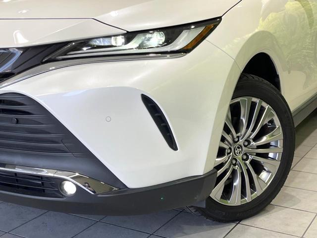 ハリアーハイブリッド Ｚ　レザーパッケージ　禁煙車　純正１２．３型ナビ　バックカメラ　シートベンチレーション　ステアリングヒーター　メモリー機能付きパワーシート　ＥＴＣ　ドラレコ　レーダークルーズ　セーフティセンス　電動リアゲート　スマートキー（12枚目）