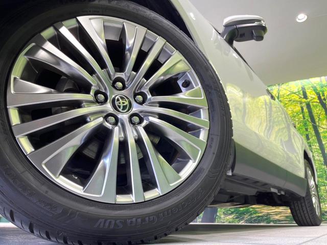 ハリアーハイブリッド Ｚ　レザーパッケージ　禁煙車　純正１２．３型ナビ　バックカメラ　シートベンチレーション　ステアリングヒーター　メモリー機能付きパワーシート　ＥＴＣ　ドラレコ　レーダークルーズ　セーフティセンス　電動リアゲート　スマートキー（13枚目）