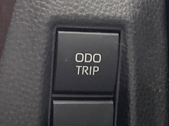 ハリアーハイブリッド Ｚ　レザーパッケージ　禁煙車　純正１２．３型ナビ　バックカメラ　シートベンチレーション　ステアリングヒーター　メモリー機能付きパワーシート　ＥＴＣ　ドラレコ　レーダークルーズ　セーフティセンス　電動リアゲート　スマートキー（65枚目）