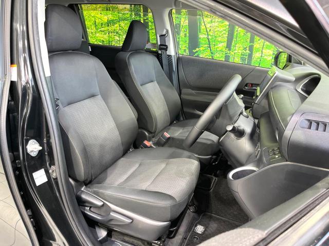 シエンタ ハイブリッド　ファンベースＧセーフティーエディション　後期　禁煙車　セーフティセンス　両側電動ドア　純正９型ナビ　全方位カメラ　ドラレコ　ＥＴＣ　ＬＥＤヘッド　ＬＥＤフォグ　コーナーセンサー　クルコン　シートヒーター　オートライト　スマートキー（8枚目）