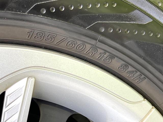 シエンタ ハイブリッド　ファンベースＧセーフティーエディション　後期　禁煙車　セーフティセンス　両側電動ドア　純正９型ナビ　全方位カメラ　ドラレコ　ＥＴＣ　ＬＥＤヘッド　ＬＥＤフォグ　コーナーセンサー　クルコン　シートヒーター　オートライト　スマートキー（27枚目）