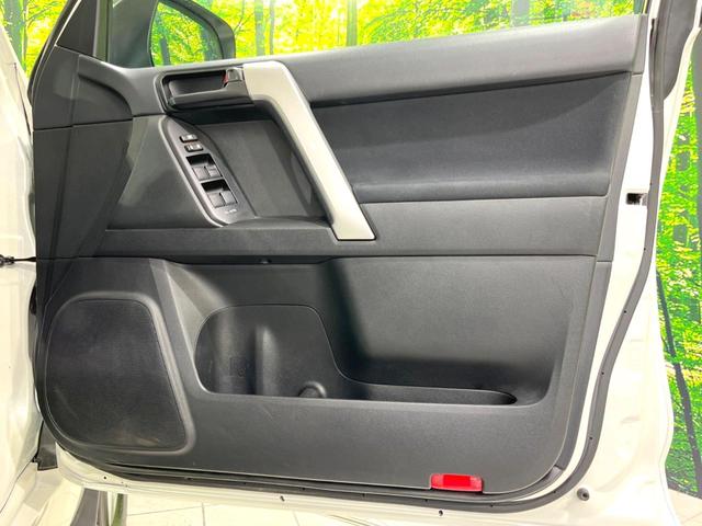 ランドクルーザープラド TX 禁煙車 後期 8型メモリーナビ バックカメラ ETC ドラレコ 7人乗り セーフティセンス レーダークルーズ LEDヘッド オートハイビーム LEDフロントフォグ スマートキー Bluetooth(66枚目)