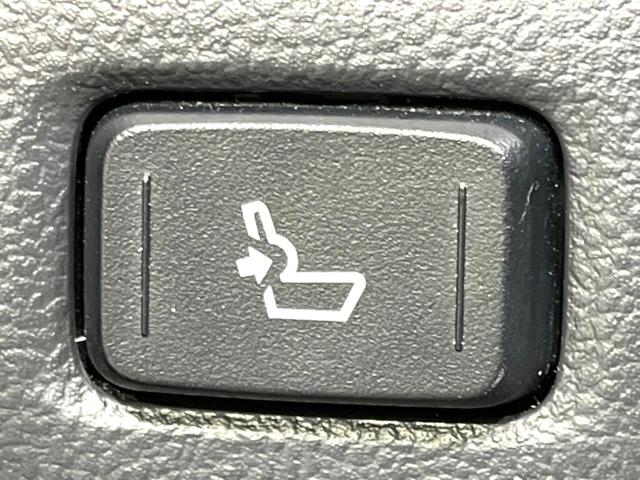 C-HR G モード ネロ セーフティプラス 禁煙車 後期 純正8型ナビ 全周囲カメラ ETC シートヒーター セーフティセンス レーダークルーズ コーナーセンサー ブラインドスポットモニター LEDヘッドライト オートハイビーム オートライト(49枚目)