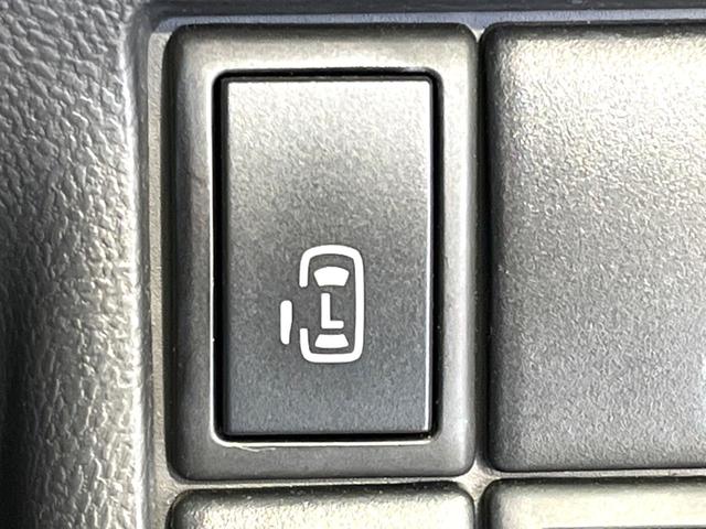 【パワースライドドア】スマートキーや運転席のスイッチでスライドドアの開閉が可能♪電動だから力を入れてドアを開ける必要が無く、小さいお子様でも、重い荷物を持っている時もラクに開け閉めできます♪