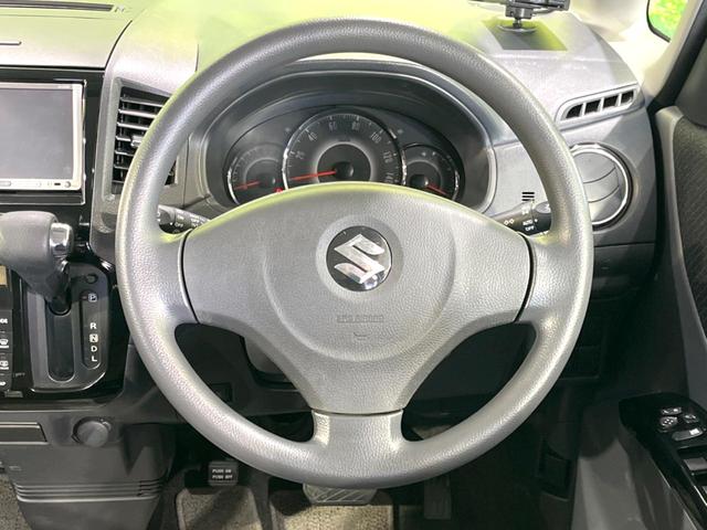 ステアリングも使用感が少なく、きれいな状態となっております♪