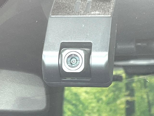 ステップワゴン ｅ：ＨＥＶスパーダ　プレミアムライン　禁煙車　純正１１．４型ナビ　全周囲カメラ　両側電動ドア　ＥＴＣ　ドラレコ　ホンダセンシング　アダプティブクルコン　電動リアゲート　スマートキー　シートヒーター　ＬＥＤヘッド　オートハイビーム（6枚目）