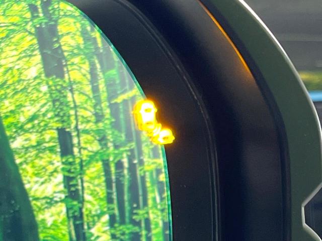 ステップワゴン ｅ：ＨＥＶスパーダ　プレミアムライン　禁煙車　純正１１．４型ナビ　全周囲カメラ　両側電動ドア　ＥＴＣ　ドラレコ　ホンダセンシング　アダプティブクルコン　電動リアゲート　スマートキー　シートヒーター　ＬＥＤヘッド　オートハイビーム（7枚目）